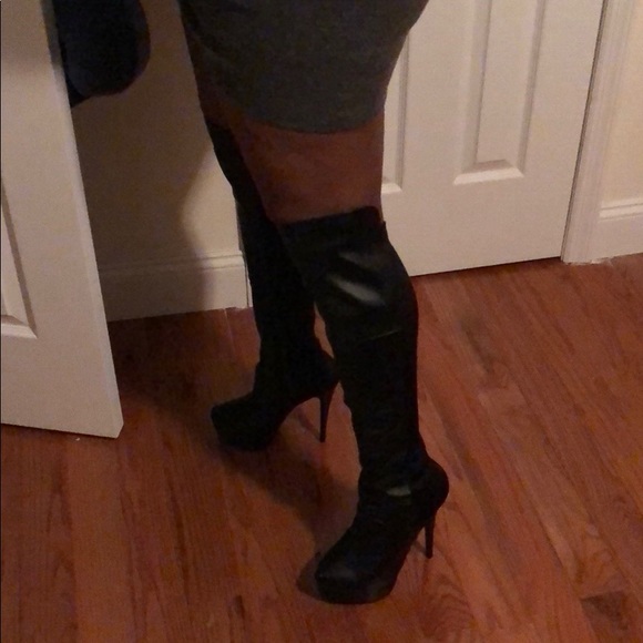 Steve Madden Over the Knee boots - Picture 7 of 7